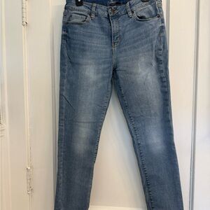J37 G.H. Bass & Co. Women's Denim Straight Leg Jeans